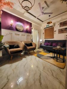 Amour 1BHK Bandra Chapel Road