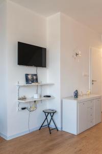 Charming Studio with Parking - 5min to the Beach
