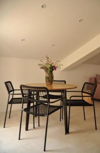 Free parking The Garden Loft