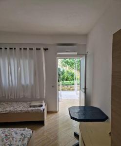Renato Rooms & Apartments