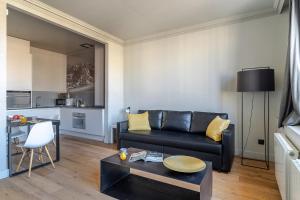 2172 - AB Casa Saltor Two V-II