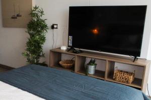 HOM I Studio frente al mall I Equipado I Wifi