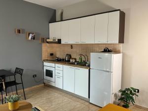 Elior Apartments