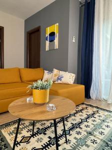 Elior Apartments