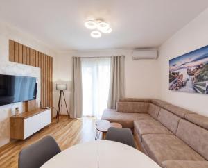 Twins Apartment