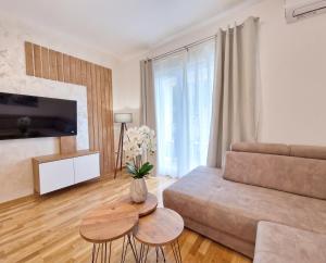 Twins Apartment