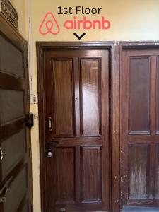 Pyari Kunj Homestay , Near Bankey Bihari Temple