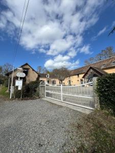 Charmant petit studio en bord de Sarthe au calme