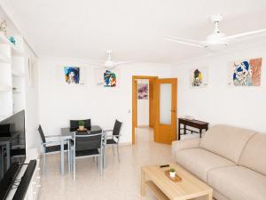 Wake Up to Great Sea Views a Short Walk to Beach