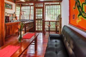 Uva Blue Villas - Villa 2 - Modern 1 Bed Villa - Private Garden
