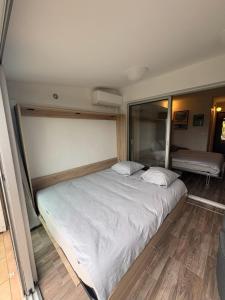 Studio jardin 4 pers piscine plage Le Lavandou