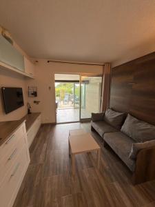 Studio jardin 4 pers piscine plage Le Lavandou