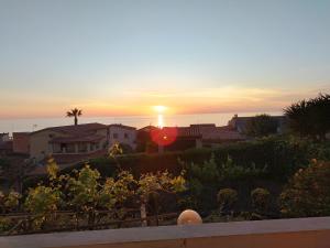 Mickis House