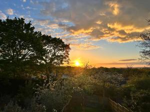 3 Bed House 5 min to Legoland & Windsor Castle