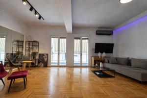 Spacious 2BR Apartment with fun table football