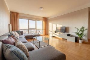 24th Floor Panoramic Apartment with Free Parking - Panorama Residences Riga - 5 min to RIX