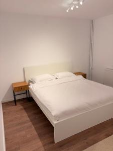 Apartament Novaci