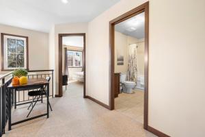 Townhouse with Free Shuttle to Tremblant Resort