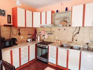 Sunshine Apartment