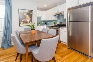Bright & Spacious Boston Home near T