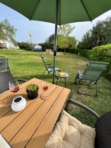 Casa Gatu Verdi-Garden Apartment with Pool