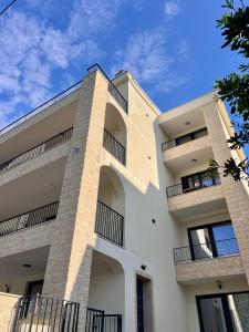 Beachfront Vila Trinity, private beach included