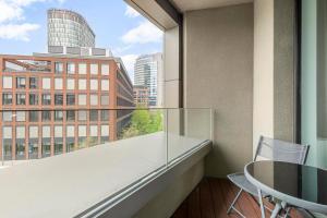 Skypark Residence with Park View