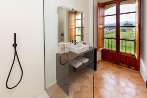 A unique experience in the heart of Mallorca by Renthousing