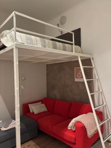 Hanna&Rita home in the centre Lónyay 42A 3rd floor in the back yard