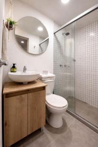 Apartamento a minutos de Provenza en Medellín - M201 By Roots Rentals