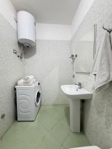 Eri Apartments 4