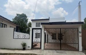 House with pool in Ciudad Valles, ideal for relaxing