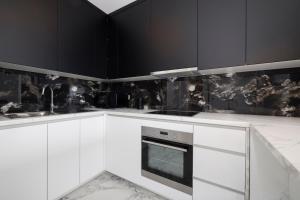 JD Black Pearl Apartment