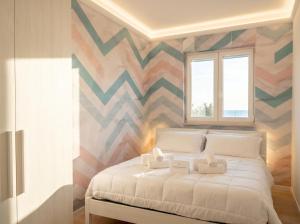 Vistamaré- Private Beach, Terrace and Free Parking