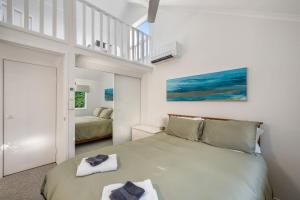 Sunrise SeaBreeze - Private townhouse in Sunrise Beach