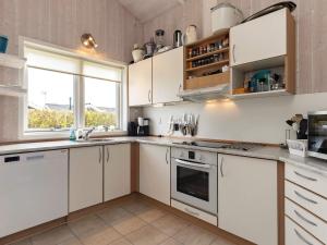 6 person holiday home in Hadsund-By Traum