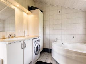 6 person holiday home in Hadsund-By Traum