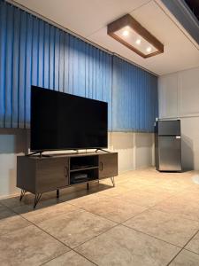 Comfortable Escazú Stay Full Kitchen, 2 Beds