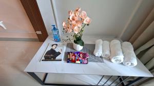 Mysuites2go33E Uptown Parksiutes Tower2