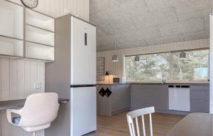 Nice Home In Oksbøl With Wifi