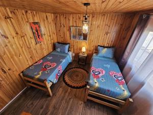 Hostal Sol y Luna - Descanso a 10 min del aeropuerto & Desayuno Incluido