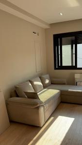 SeaLight Studio - Walk to Beach - Stylish Cozy Loft