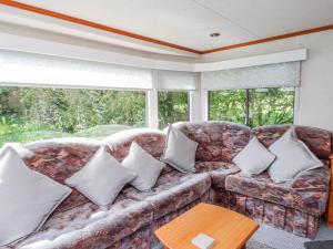 Fron Dderw Caravan
