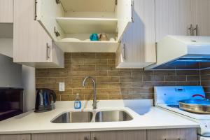 Pembroke suites