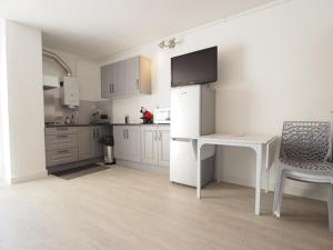 Studio agréable, animaux OK, parking - 4 pers. - FR-1-874-22