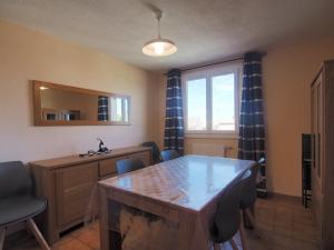 Spacieux T2, clim, parking, proche plage - 4 pers. - FR-1-874-47