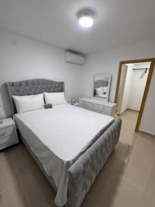 Elegante ideal para familia céntrico