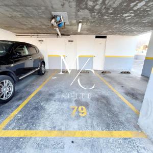 Central 3 Personas. Parking Privado y Factura