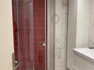 Appartement avec clim et parking, vue mer - FR-1-874-67