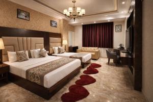Hotel Smart Plaza Inn Near Delhi International Airport